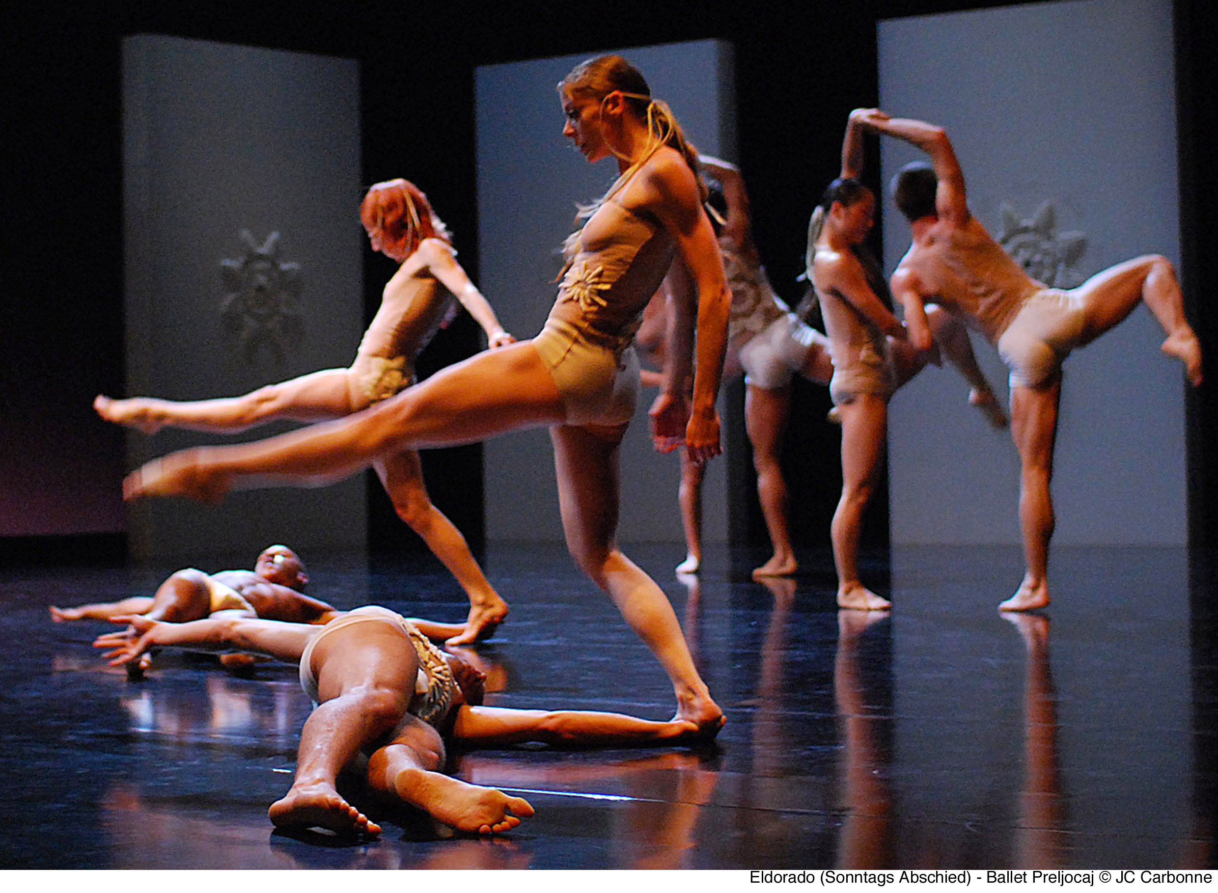 Фото Голых Танцующих Девушек