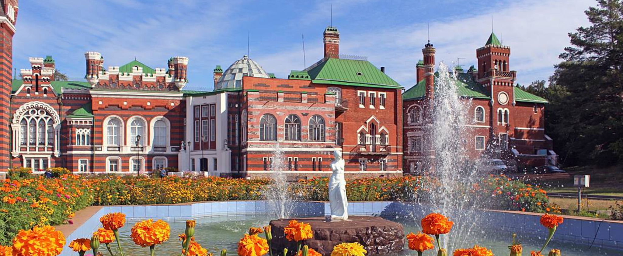 Экскурсия в Шереметьевский замок и озеро Светлояр