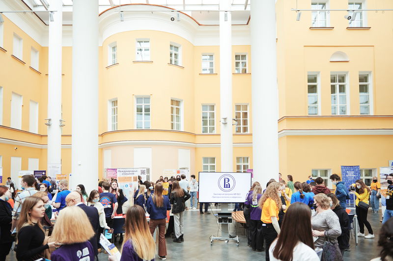 володина ниу вшэ. вшэ день открытых дверей 2023. вшэ день открытых покровка. ниу вшэ день открытых дверей 2020. день открытых дверей вшэ.