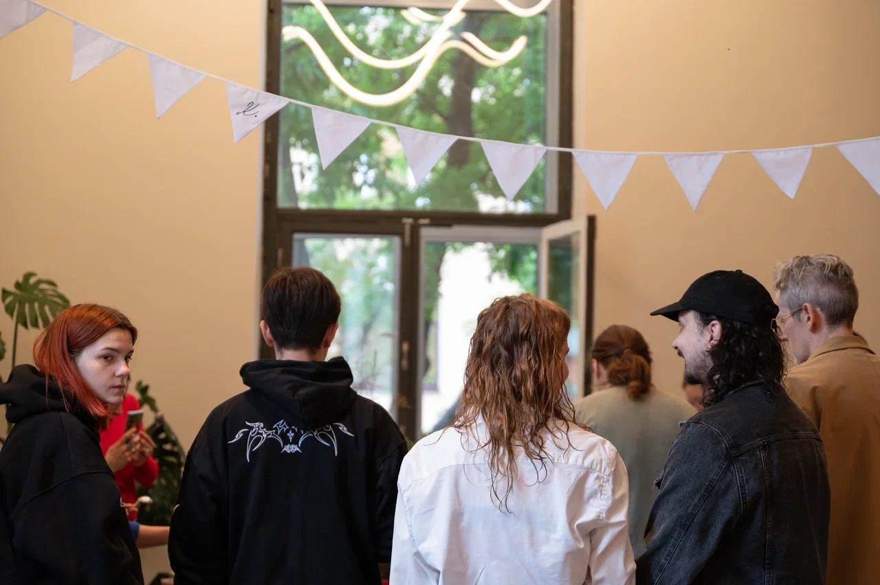 Каппинг с кооперативом черным в "краткости"