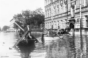 Лекция в рамках Десятого историко-культурного фестиваля «День дома» «Три века петербургских наводнений»