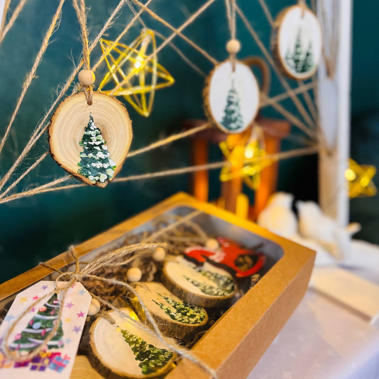 Мастер-класс: роспись ёлочных игрушек на спиле