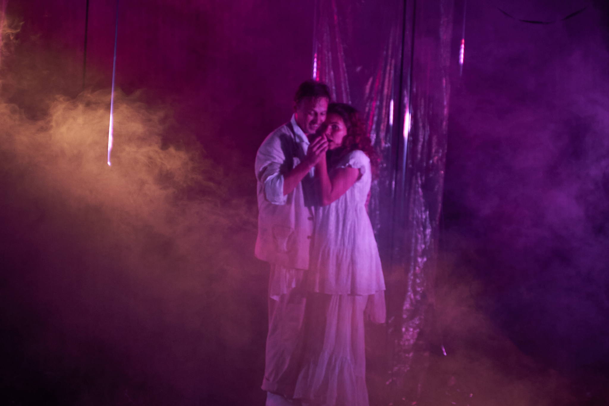 При чем здесь стул? (12+)