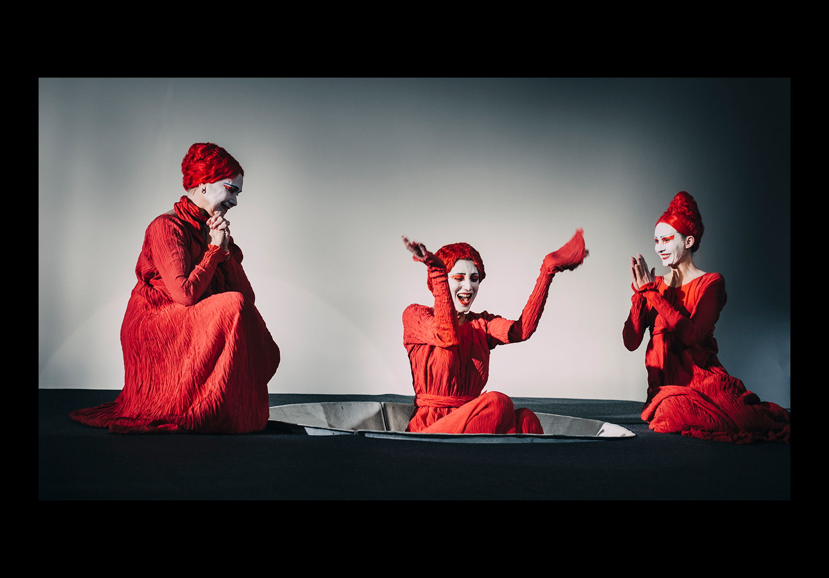 Спектакль-эпатаж "Монологи В"