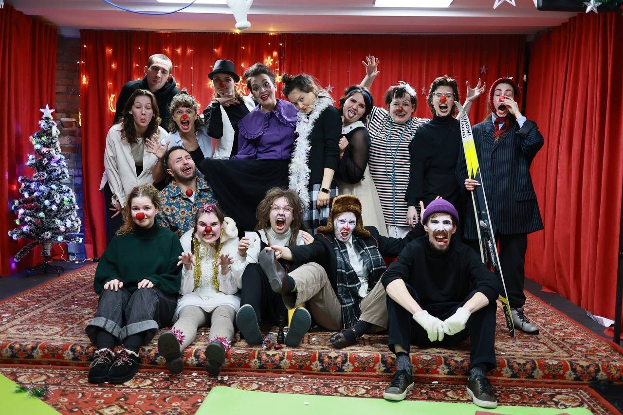 Клоунское кабаре «Женщины»