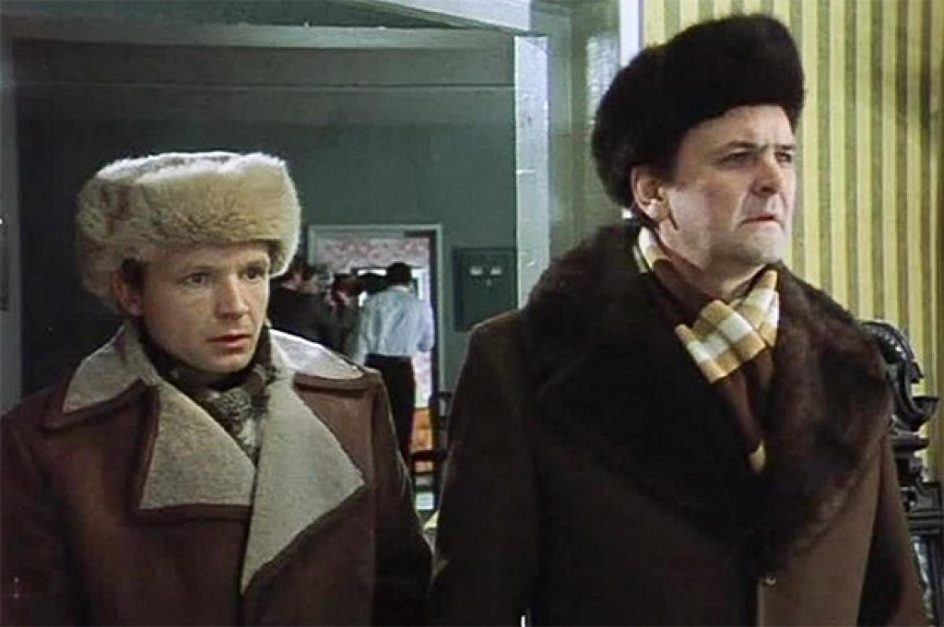 Коллажные портреты: «Ирония судьбы, или С легким паром!»