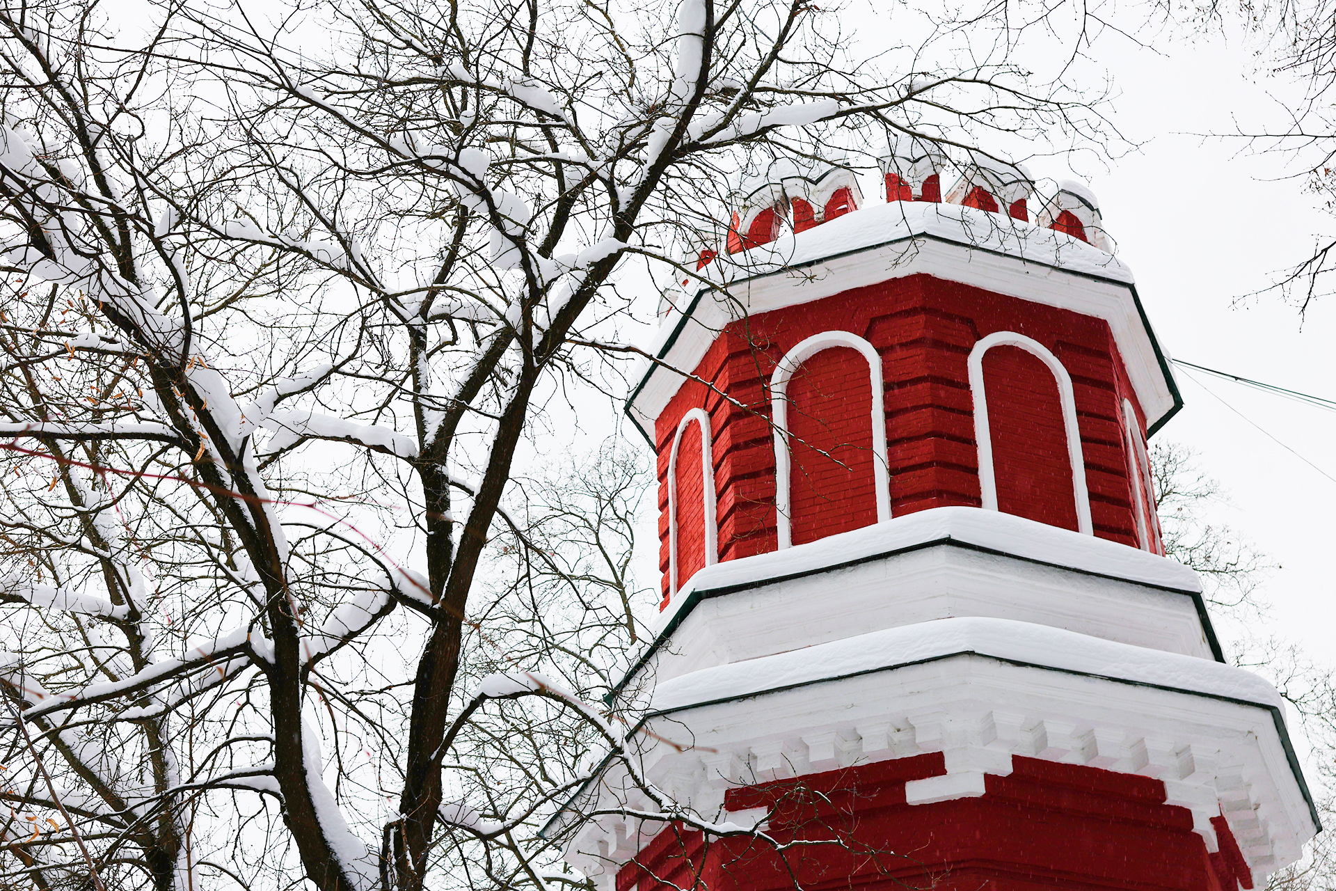 «Готика по-русски»: лекция Елизаветы Новиковой