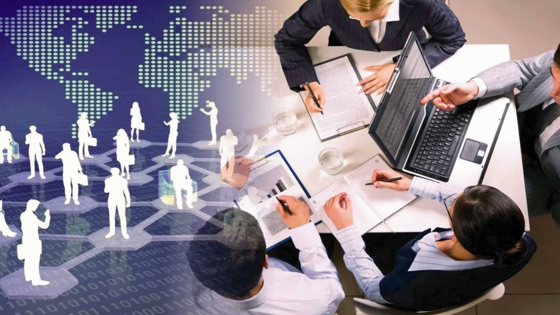 Креативная лаборатория «Создание, запуск и управление проектами в индустрии моды»