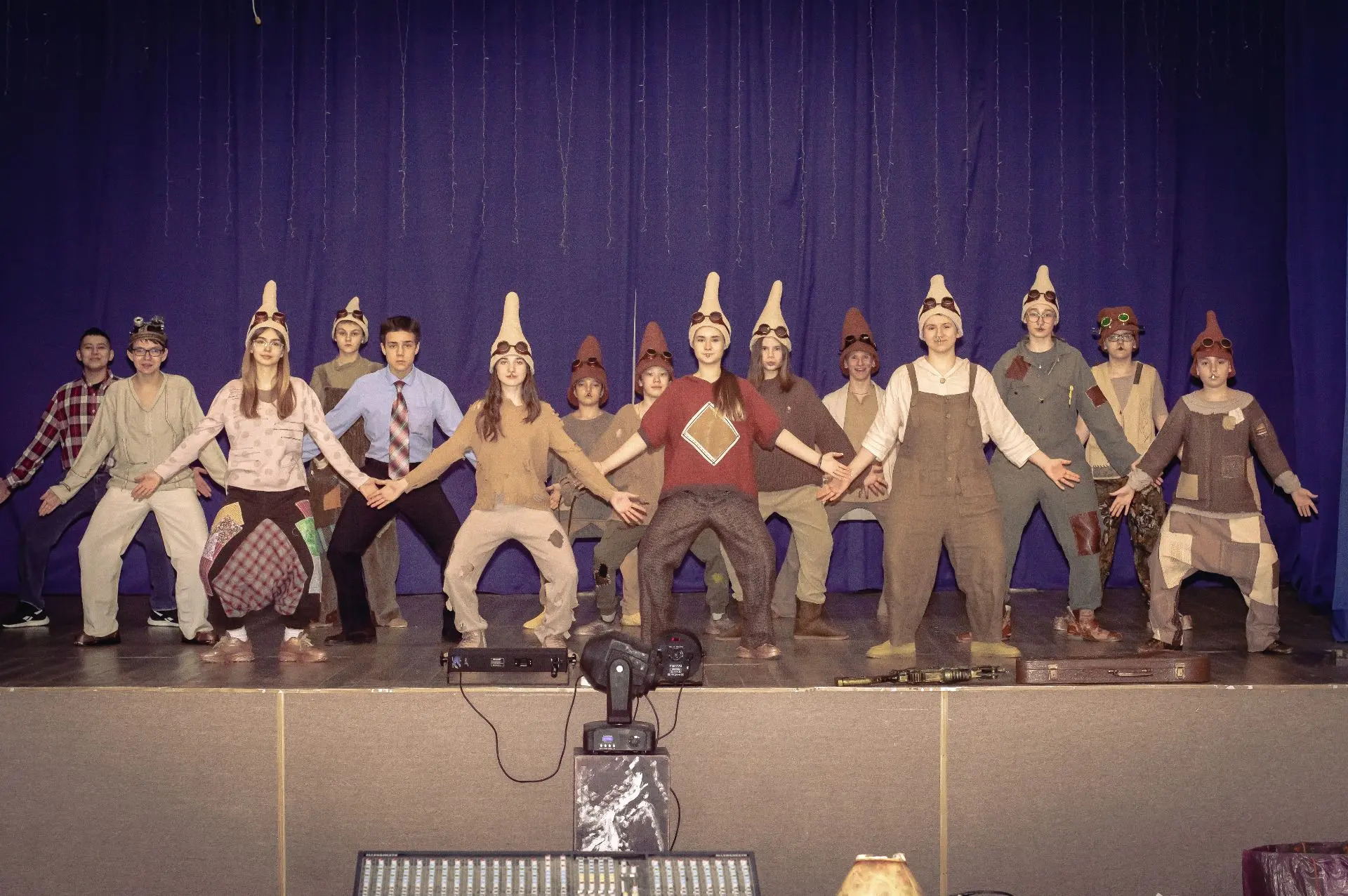 Премьера спектакля "215 в Тентуре или просто Ку!"