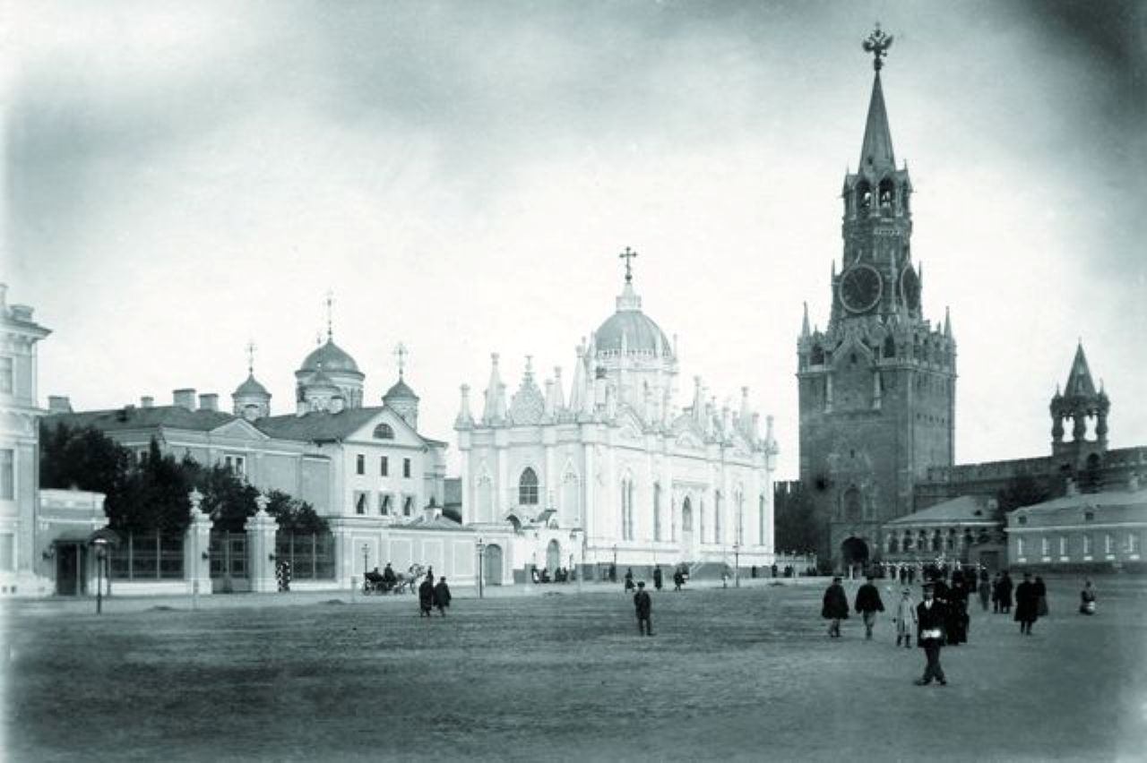 Московская беседа: «Некрополь Московского Кремля: погребальные одеяния русских цариц»