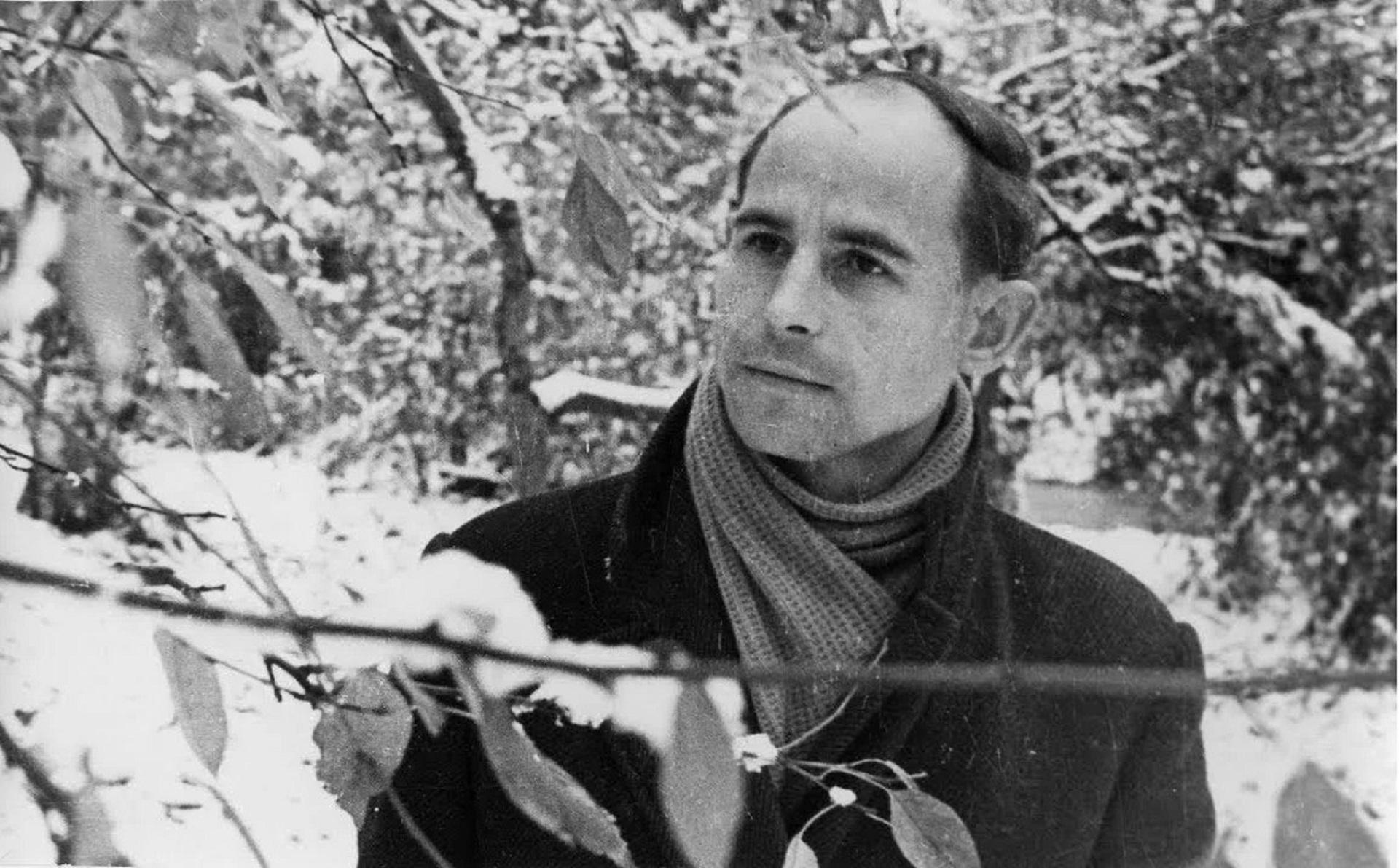 Моноспектакль "Я сильным был, но ветер был сильней..."