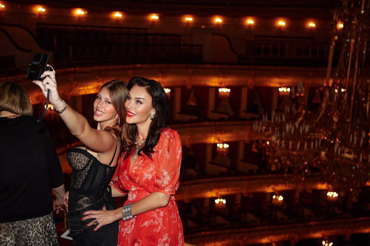 Экскурсия по Большому театру с гидом и фотографом