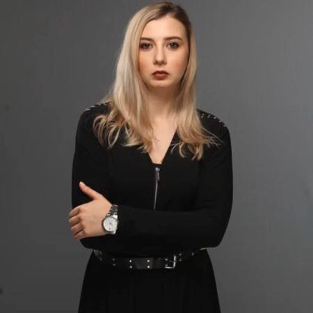 Елена Мельник