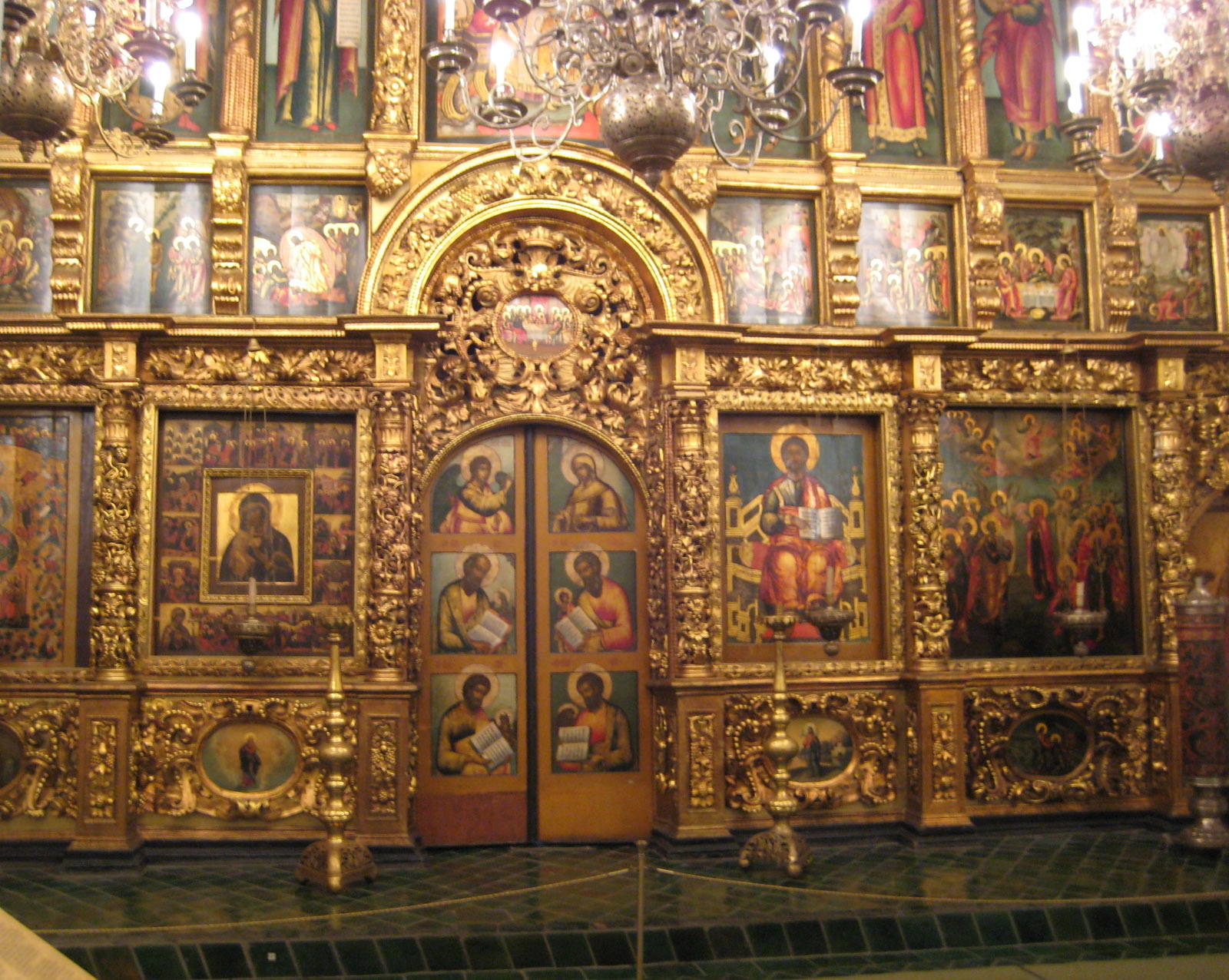 Презентация книги М.В. Николаевой «Cловарь маcтеpов пo деpeву Оpужейной пaлaты и Пpикaзa Большого двopцa. Bторaя пoловинa XVII вeка»