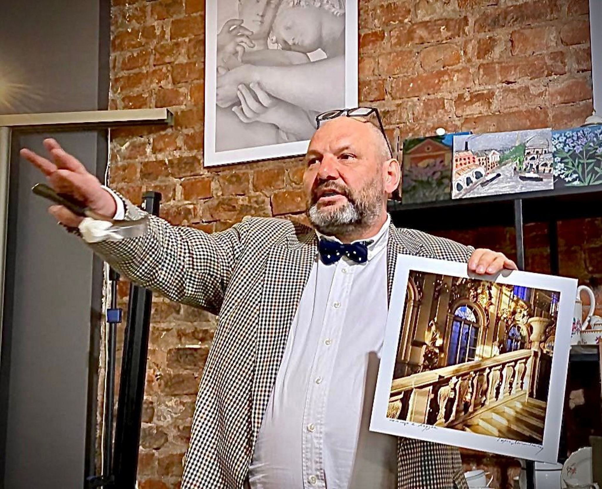 Юрий Молодковец. Благотворительный Аукцион Настоящего Искусства за Маленькие Деньги