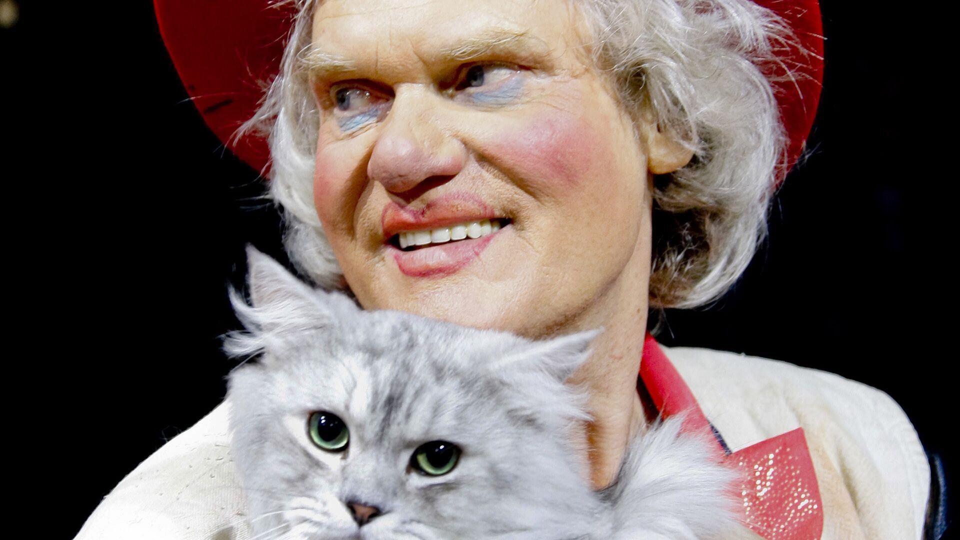 Урок доброты от Юрия Куклачева в КЦ Веллум. Николина гора