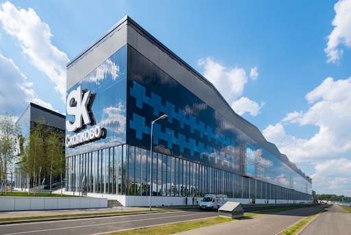 Ии-стратегия для бизнеса: от хаоса к первым быстрым победам (практический воркшоп в «сколково» + живые кейсы ии-агентов и аналитики)