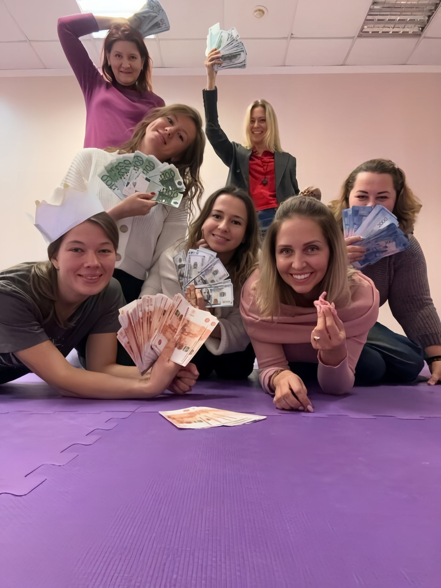 Полевая денежная игра