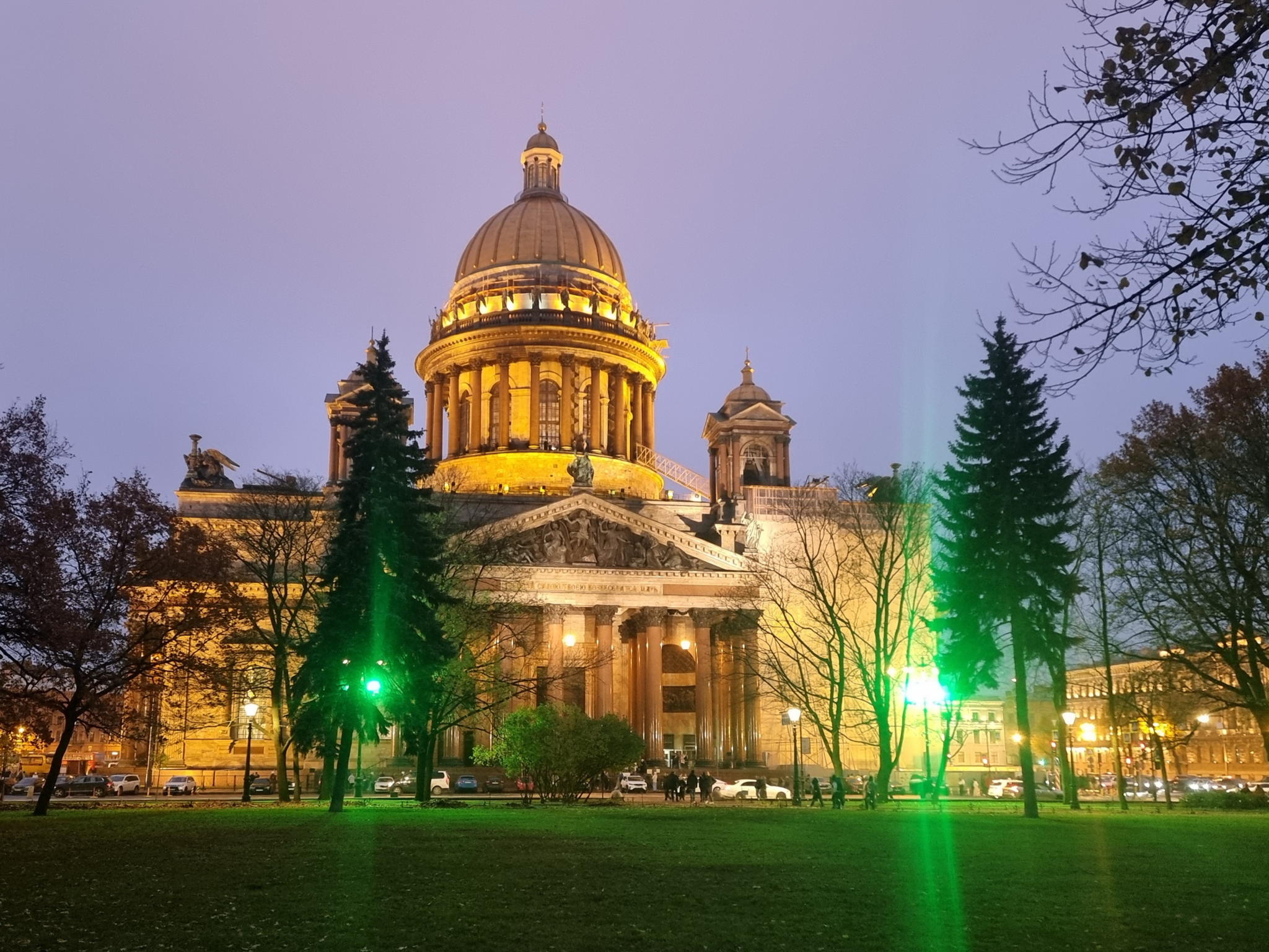 Лекция "Исаакиевский собор. История человечества в иллюстрациях собора, или Кто все эти люди?"