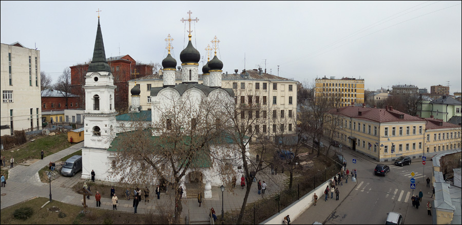 Пешеходная экскурсия "Удивительное путешествие по Ивановской горке" с краеведом Екатериной Титовой. 11+
