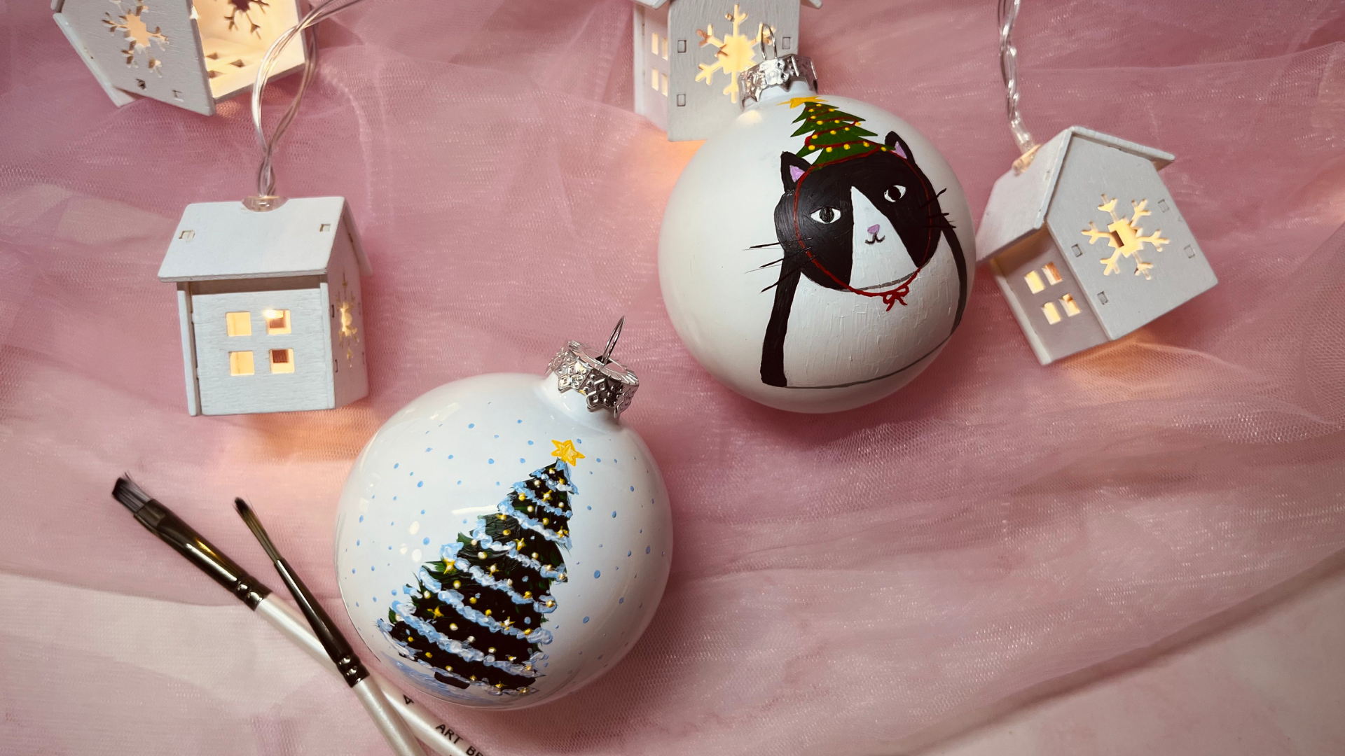 Мастер-класс по росписи елочных шаров и античных свечей