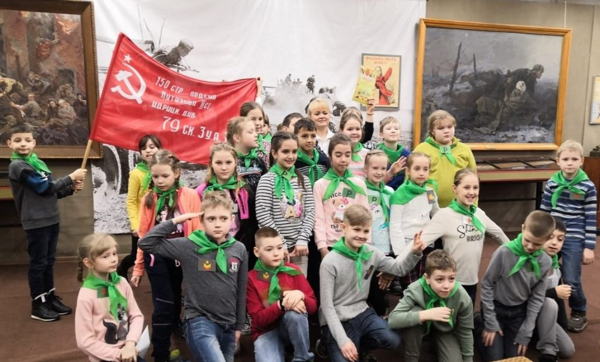 СЕКРЕТНАЯ МИССИЯ "ДОЙТИ ДО БЕРЛИНА: ШИФРЫ, ТАКТИКА, СПАСЕНИЕ"