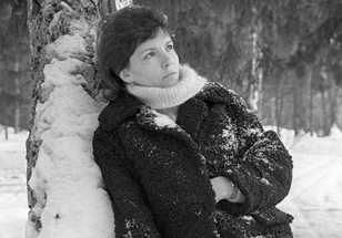 Литературный вечер о поэтессе Римме Казаковой "Быть женщиной. Что это значит?"