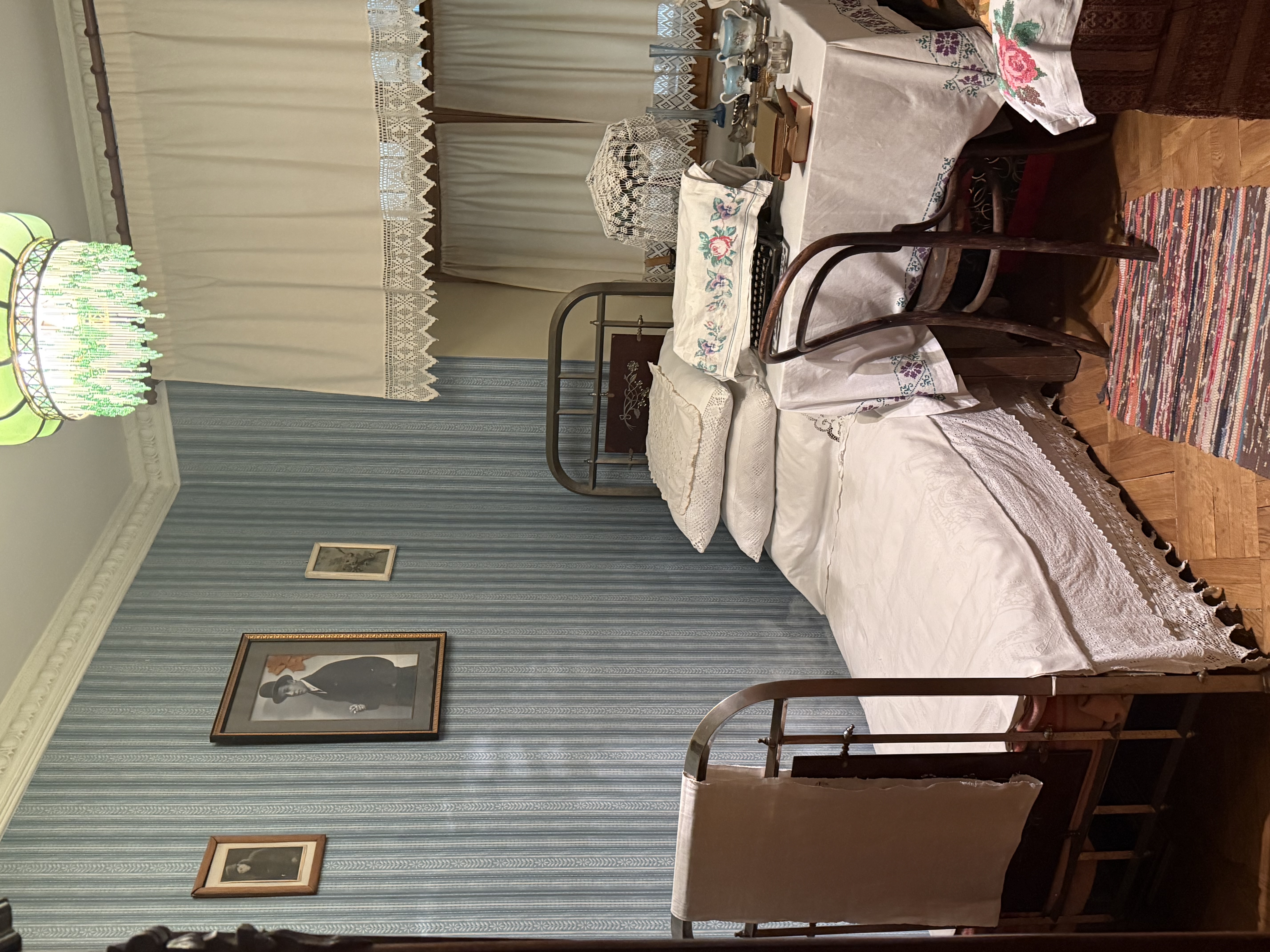 Дворики арбата с посещением частной квартиры есенина