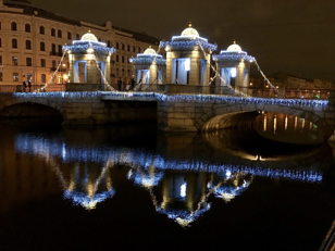 Поэтический вечер на краю зимы.