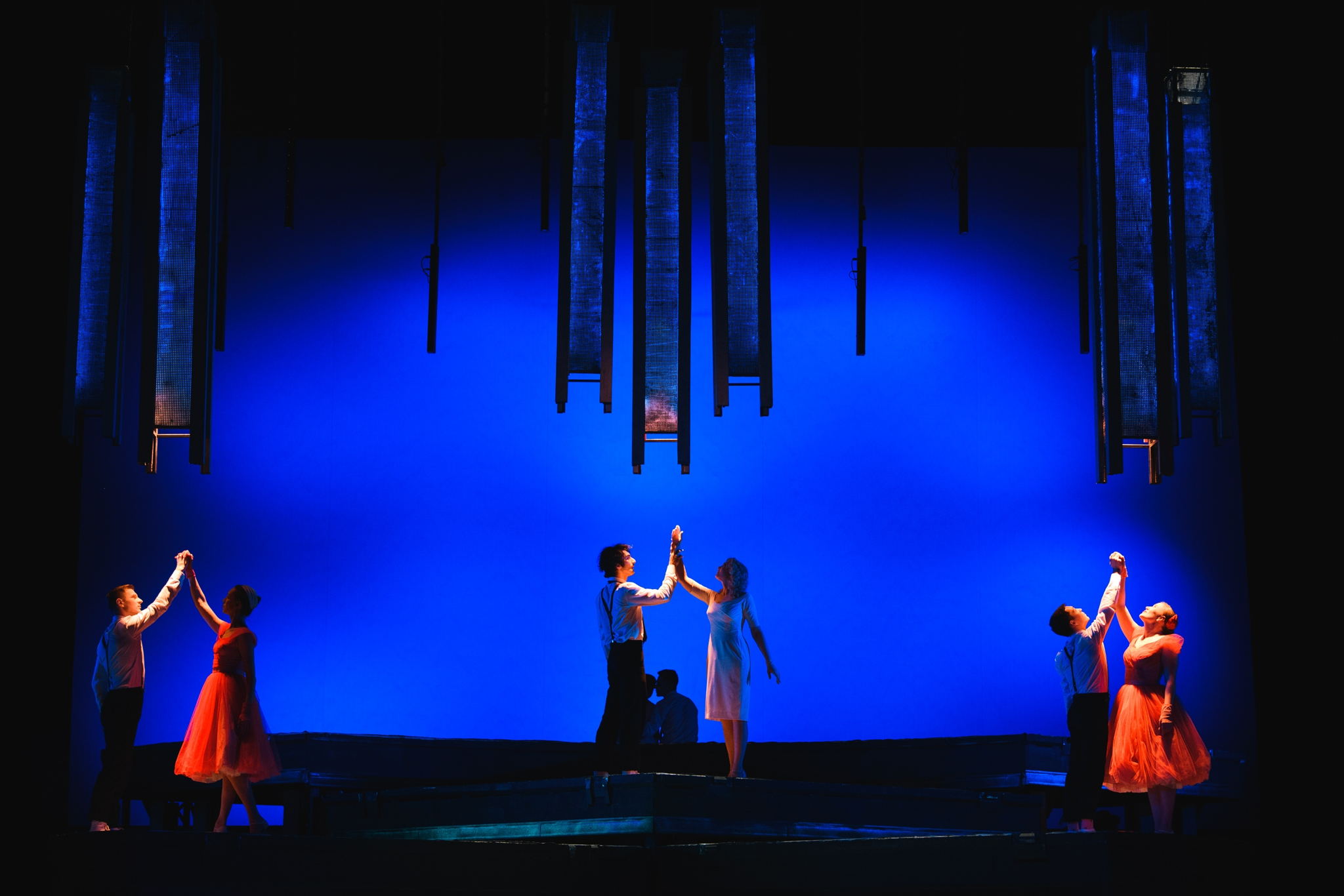 «Театр в кино. Винил», показ видеозаписи мюзикла на большом экране