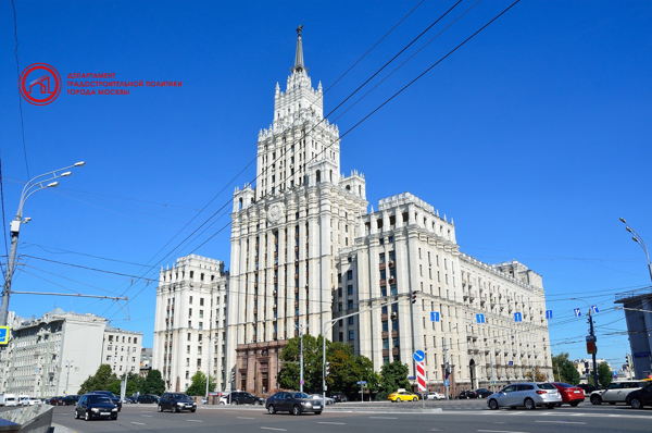 Архитектурные стили: «Басманные лабиринты»