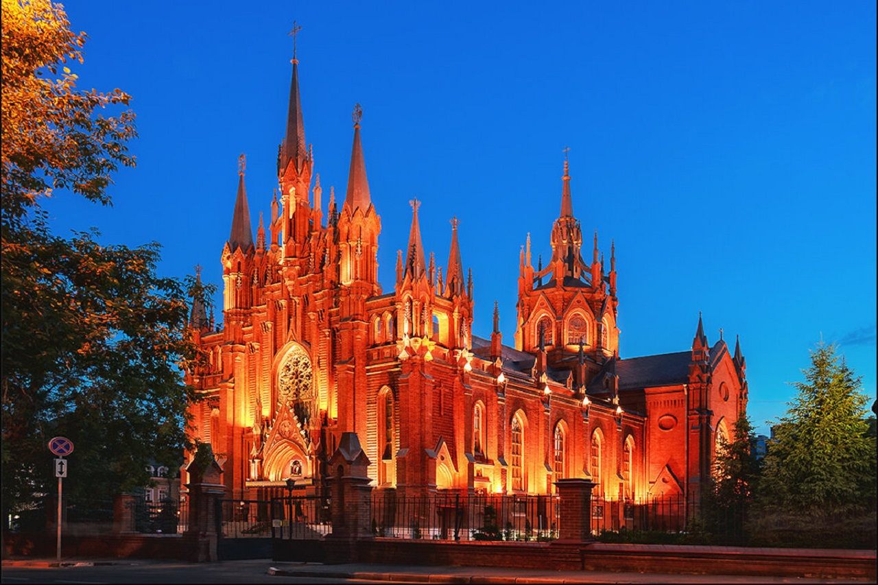 Открытая лекция по истории московской архитектуры "Москва готическая"