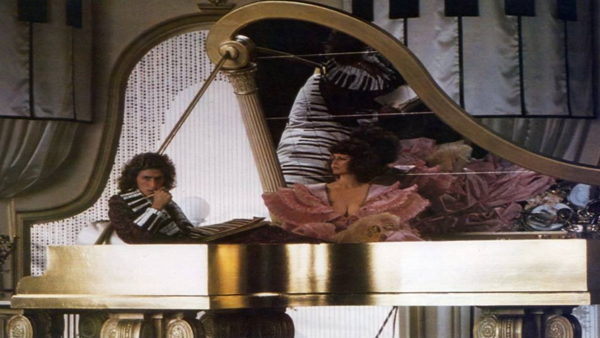 Особый показ в интерьере. Цикл «Новаторы-выдумщики»: «Листомания» Кена Рассела