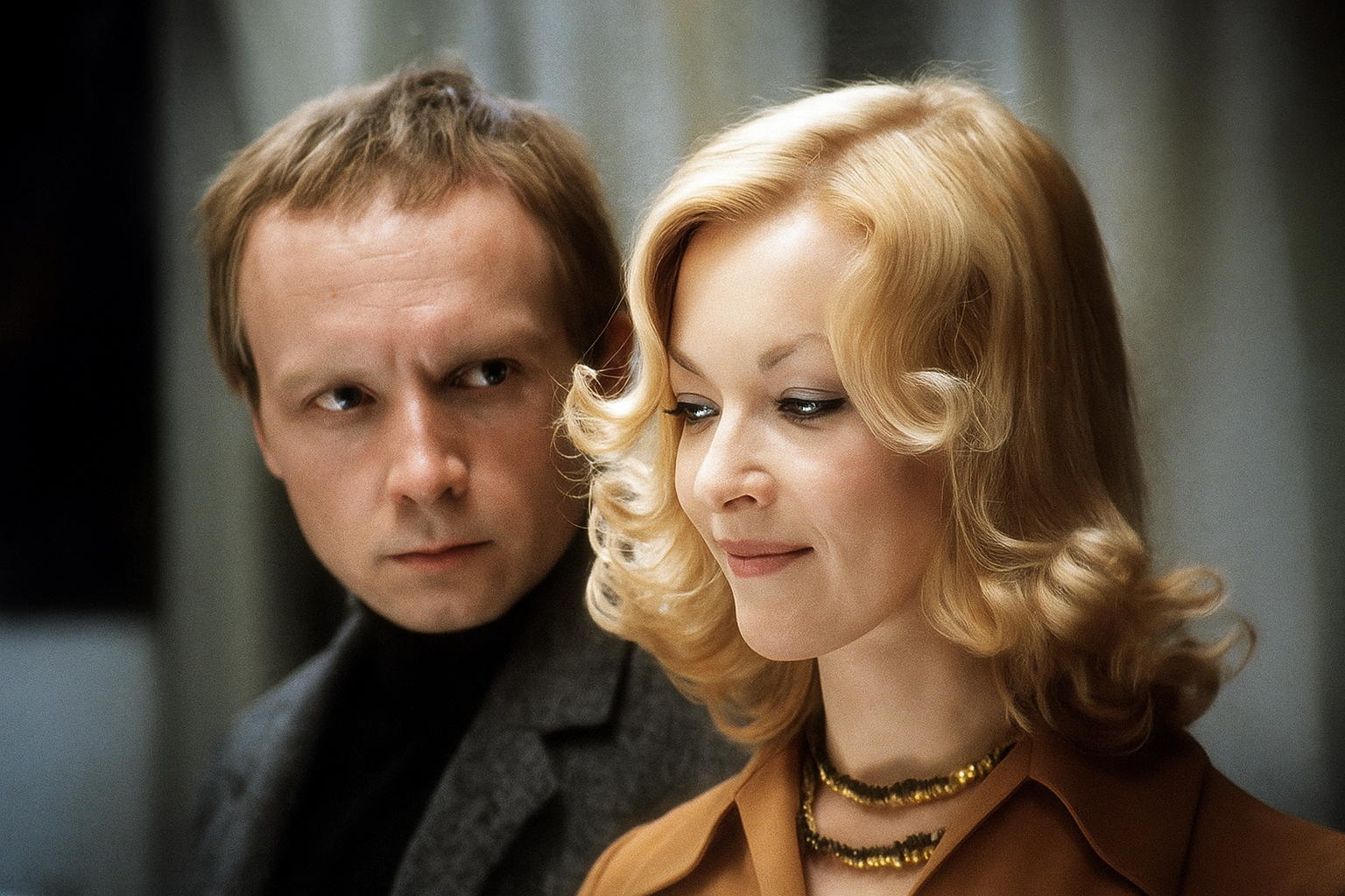 КОНЦЕРТ ПРИ СВЕЧАХ: «Белым снегом». Советское кино, романсы и игристое с тематическим фуршетом