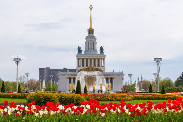 Тематическая экскурсия по территории ВДНХ ко Дню медицинского работника