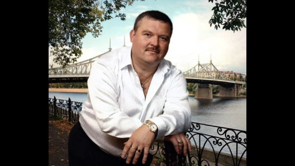 Вечер в кругу друзей! Вечеринку мы посвящаем — Михаилу Кругу