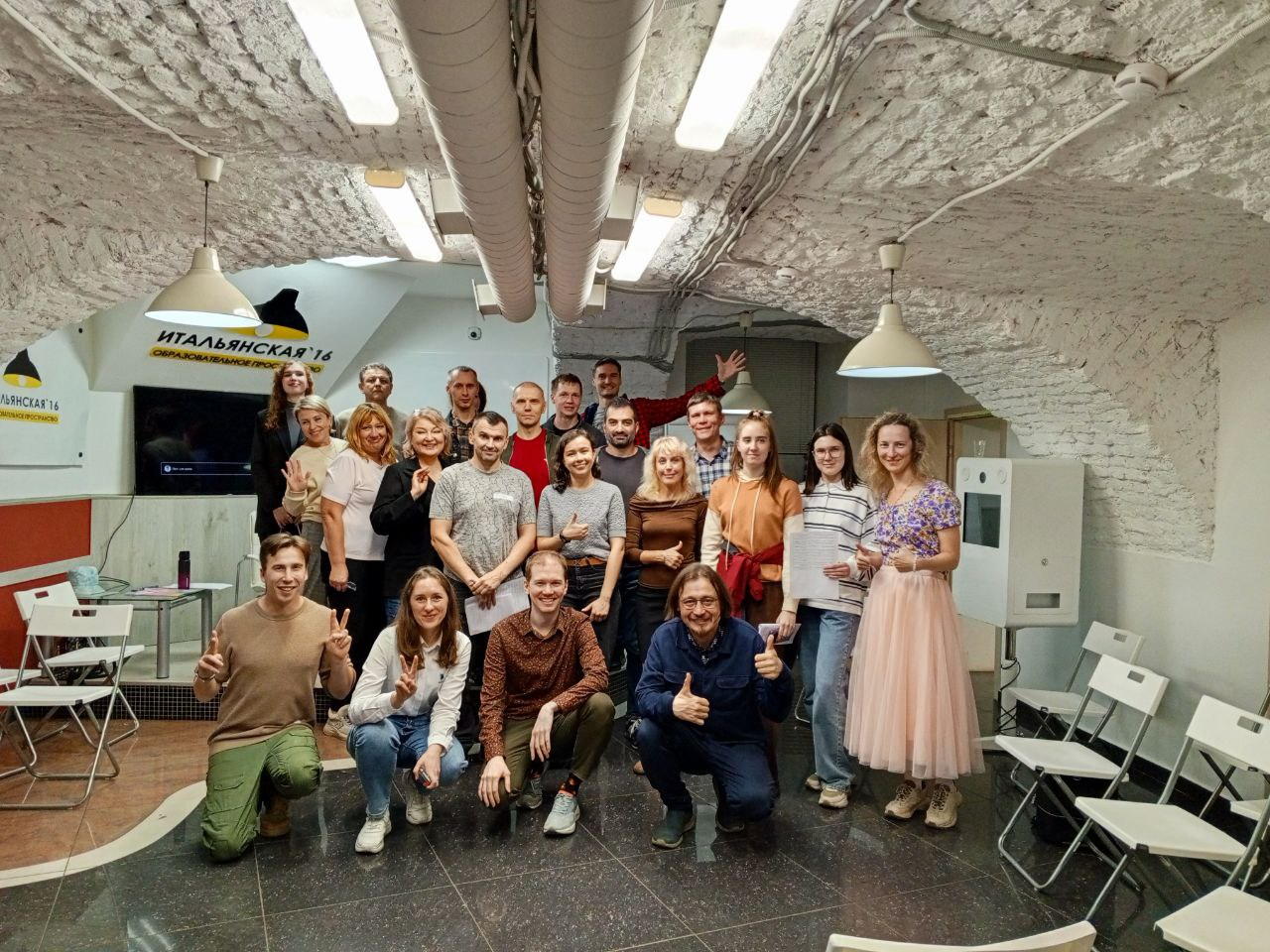 Коммуникативно-психологический клуб: «Жертвы школы сегодня. Как найти себя?»