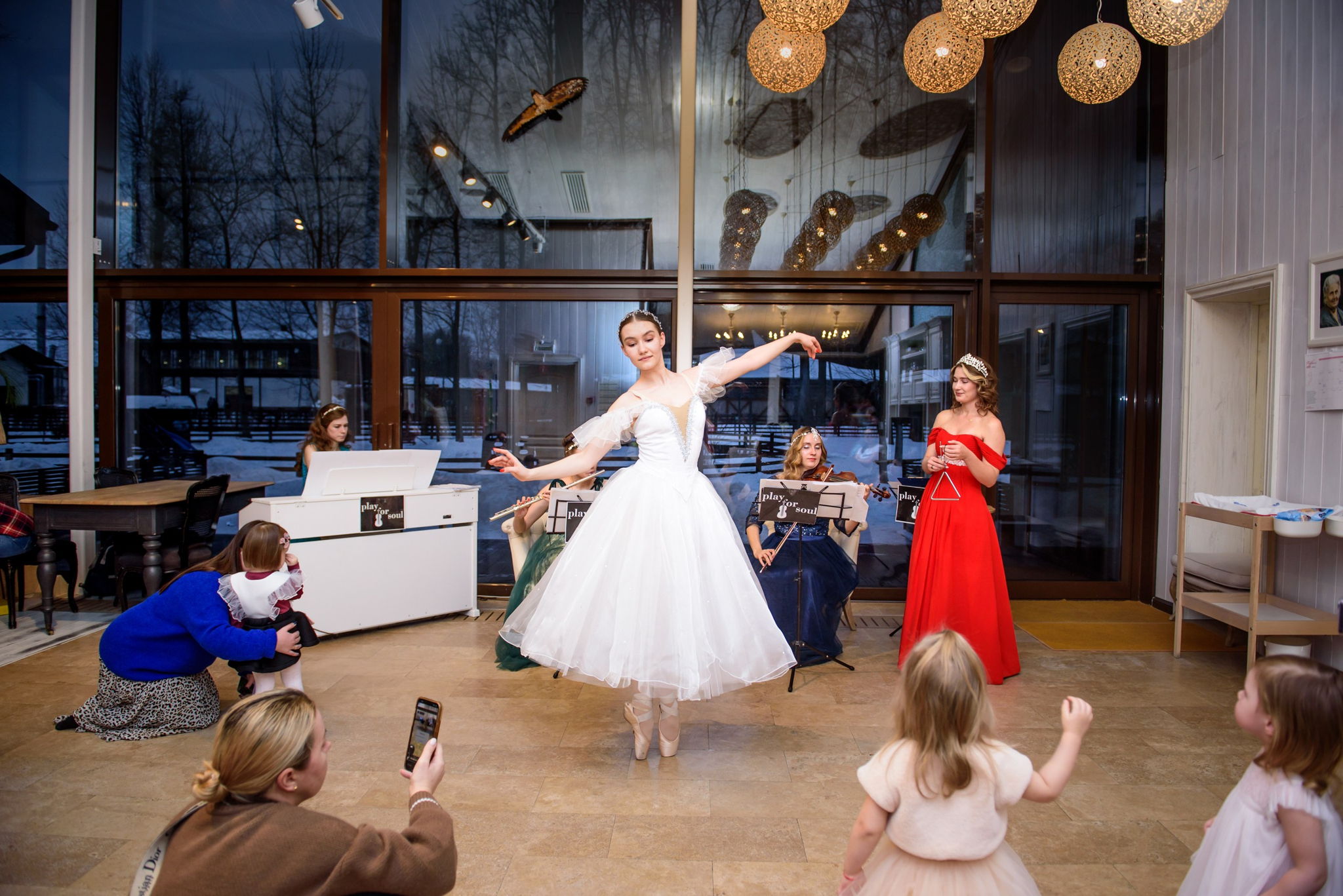 «Щелкунчик». Музыкальная сказка 0+ с балериной ✨ 16:30