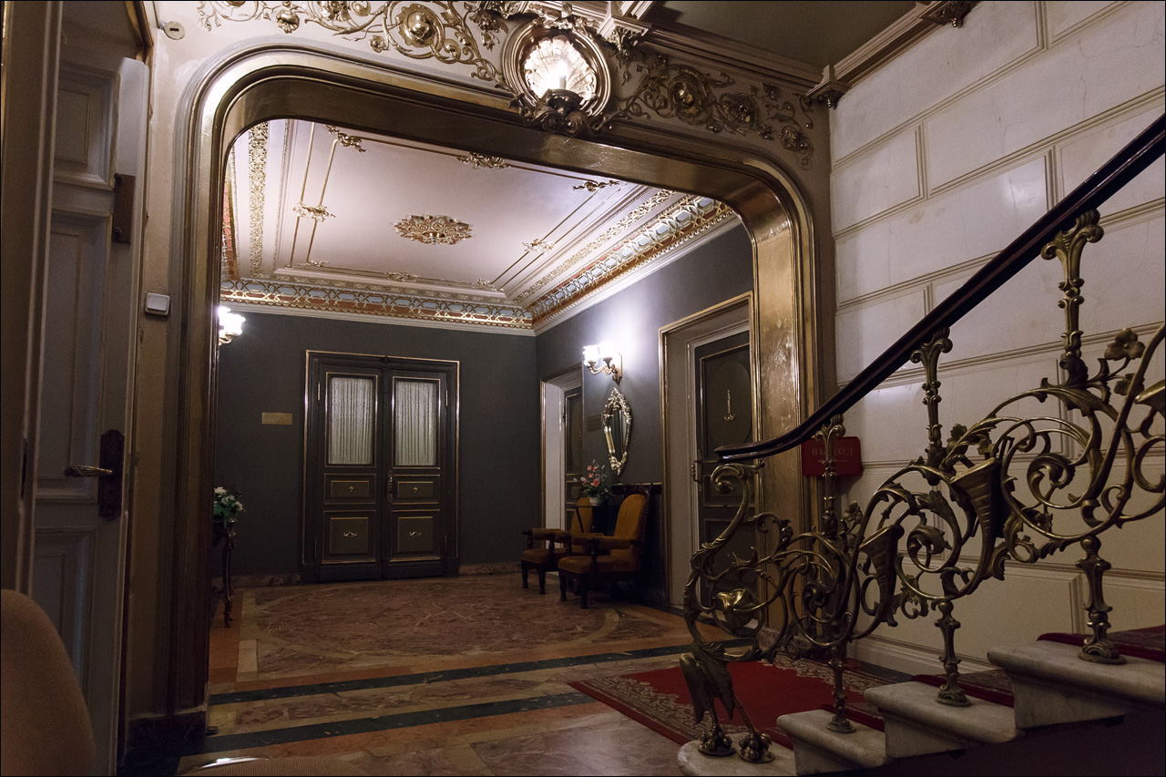 «Особняк на Пречистенке: великолепие и блеск исчезнувшей эпохи»