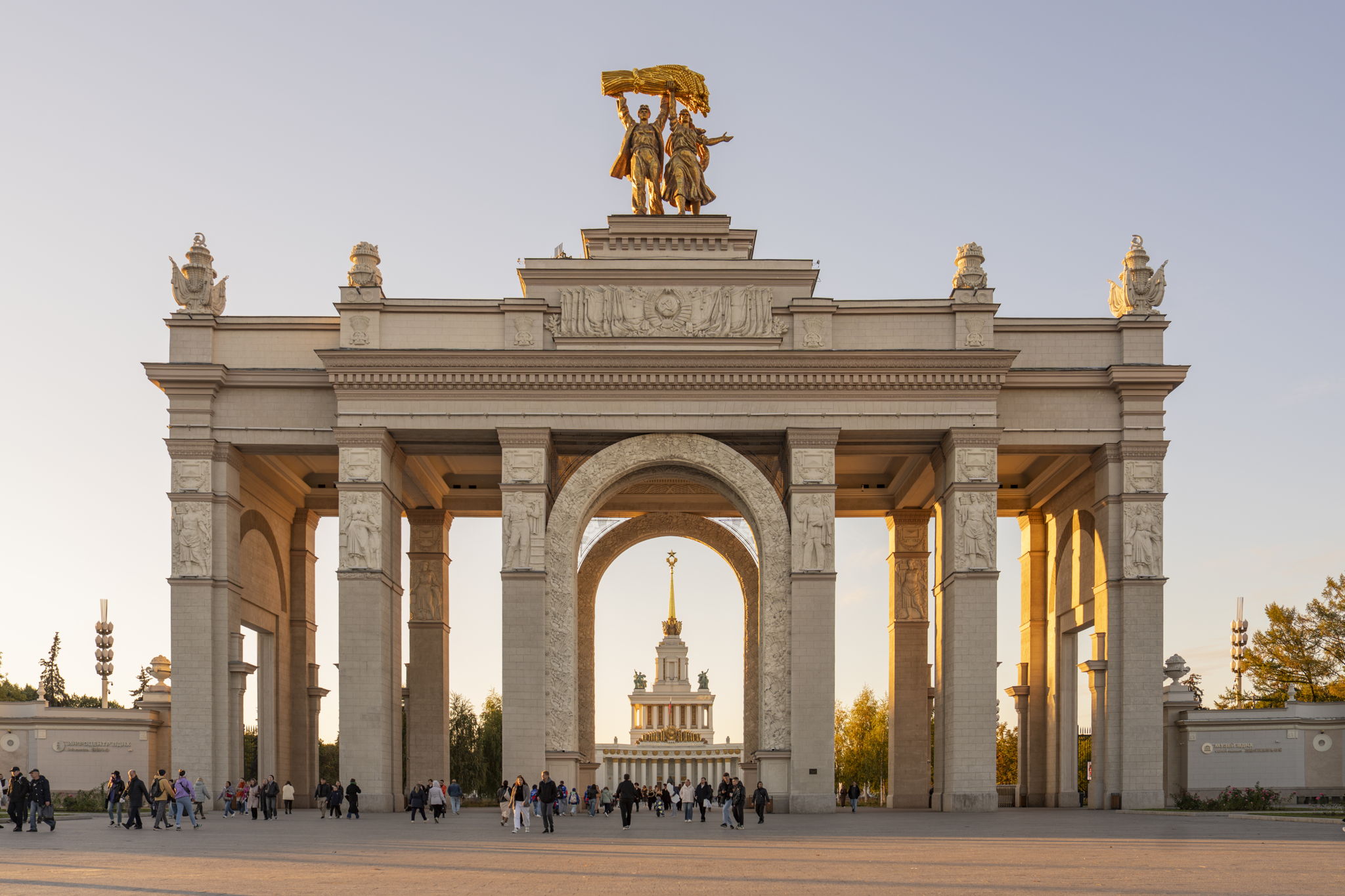 Обзорная экскурсия ко «Всемирному дню распространения информации о проблеме аутизма»