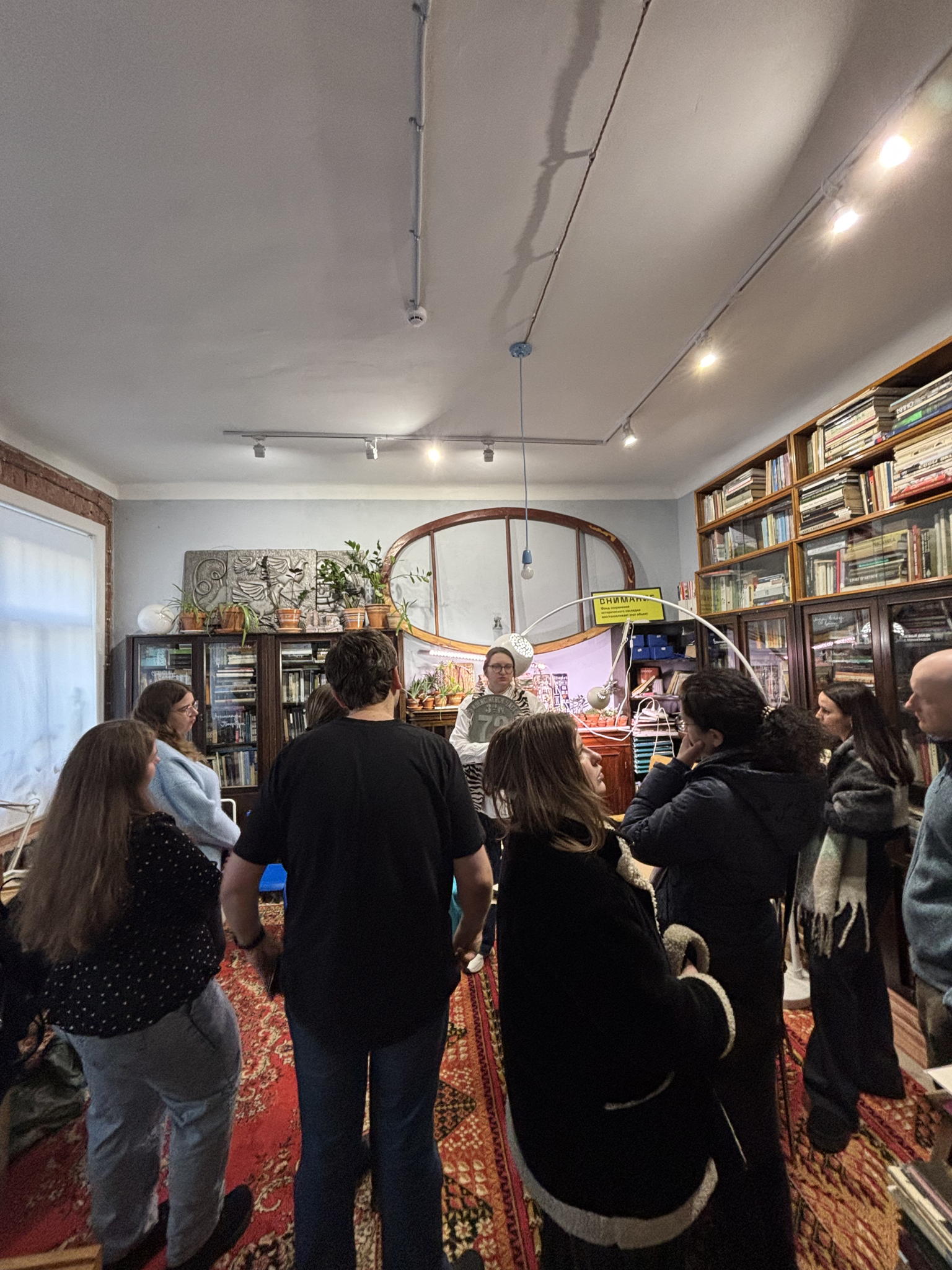 Знакомство с проектом «Стеклянный городок», его пространствами и коллекцией ЛЗХС