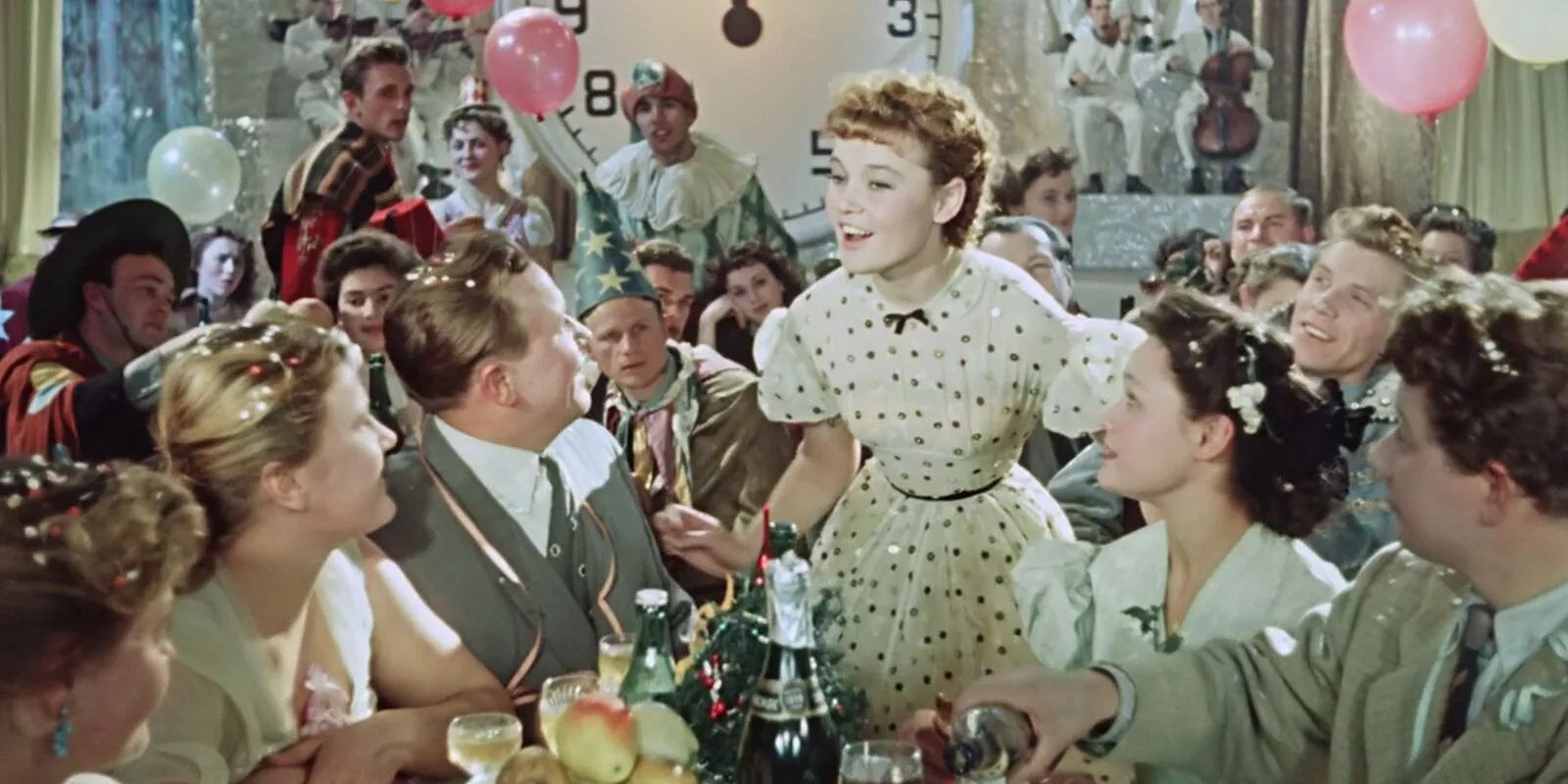 "Карнавальная ночь"