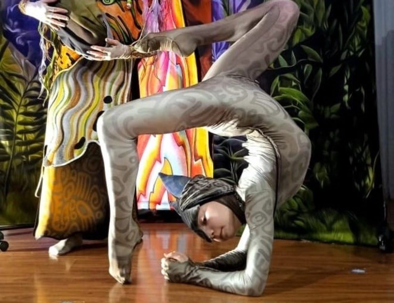 Спектакль «Кошка, которая гуляла сама по себе»