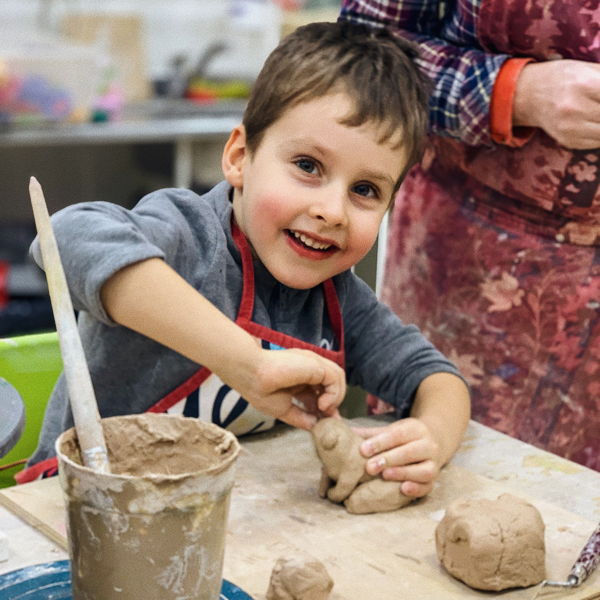 "Усатый полосатый" мастер-класс по лепке из глины для детей от 5 лет на Арбатской
