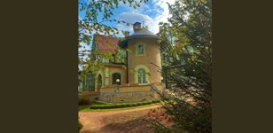 Бесплатная экскурсия «Каменный остров. Остров роскоши и тайн. Часть 1»  