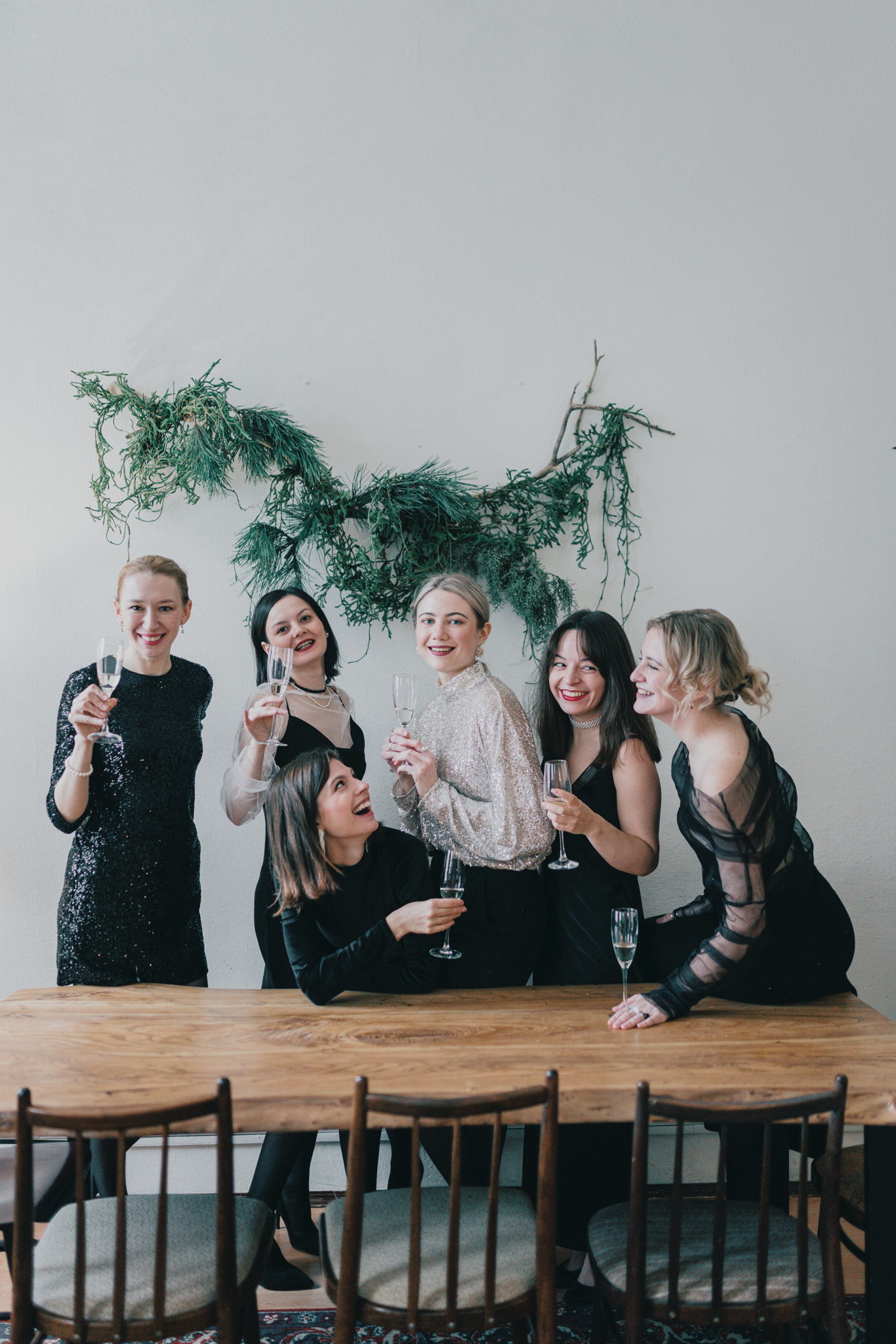 Иммерсивный спектакль «Шесть быстрых свиданий» в пространстве WineWood от театра «Где я»