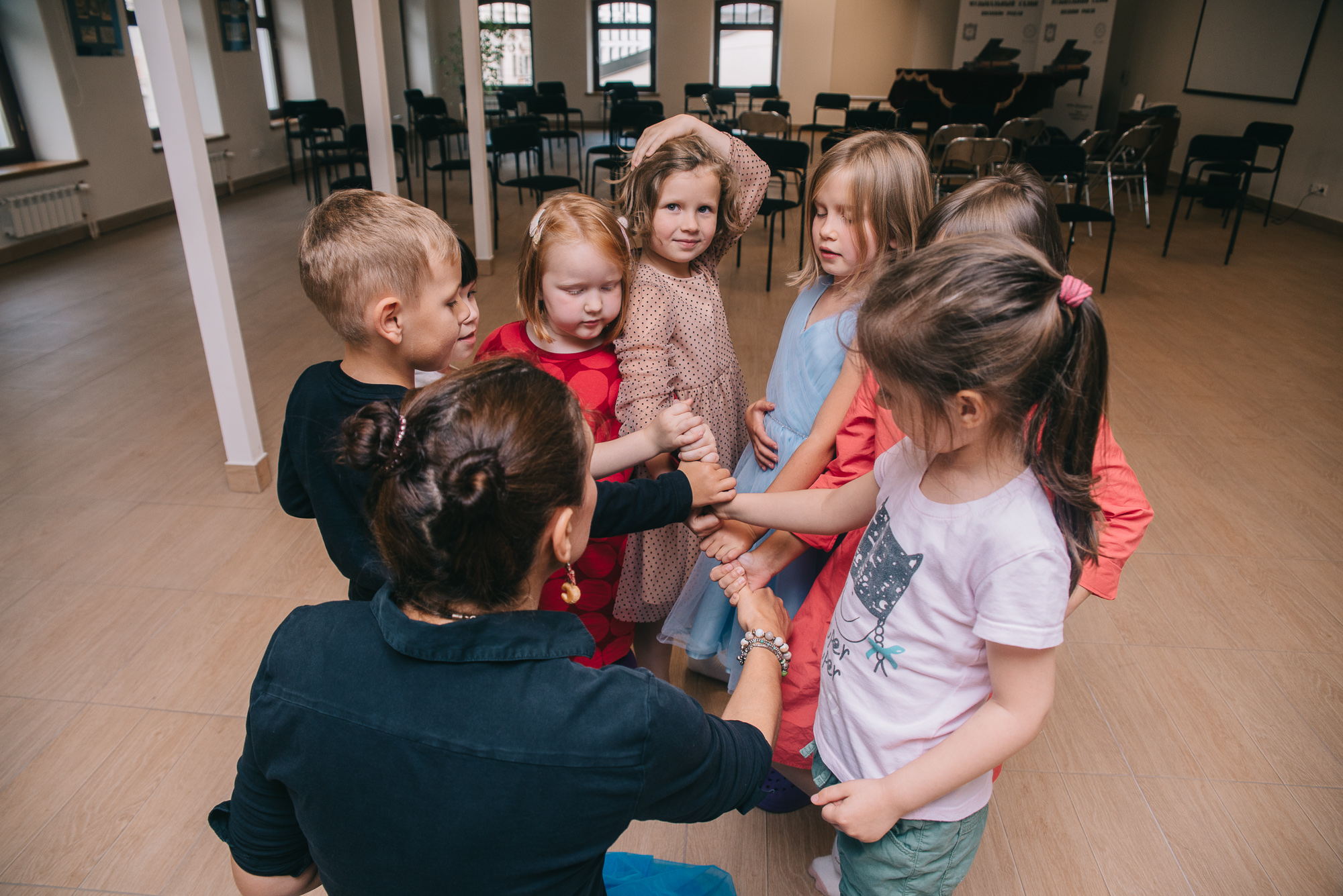 Школа Сказочников: читательско-игровая встреча "Зимние радости"