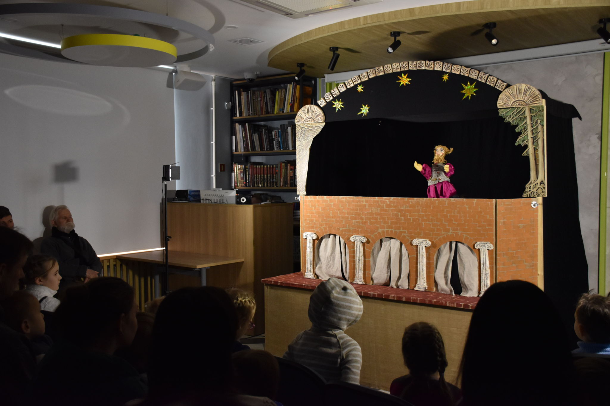 Спектакль «Приключения рыцаря Лионеля»