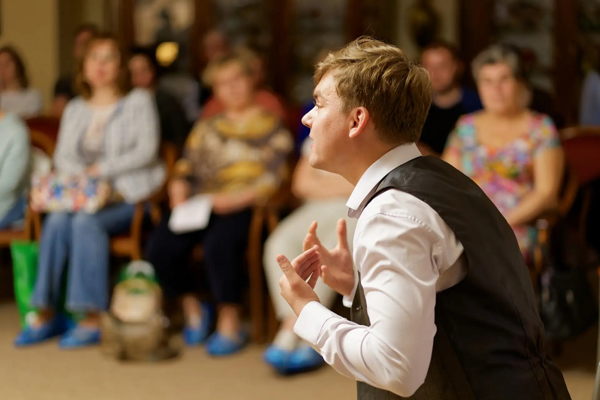 Меридиан. Театр: Творческий проект «Монологи» Народного драматического театра МГДУ