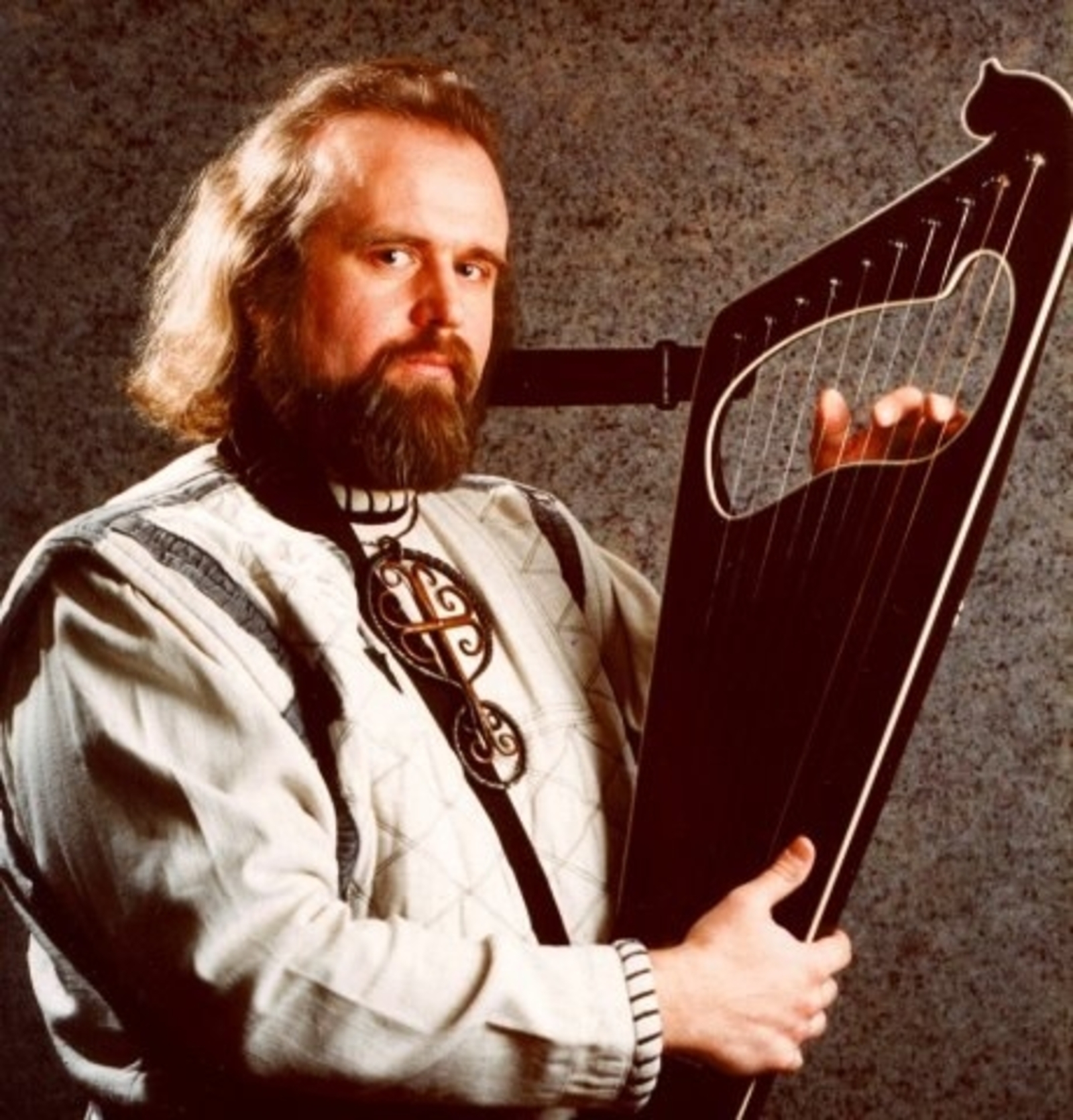 Концерт, посвящённый памяти этномузыколога базурова от студии исторической реконструкции "аркона"